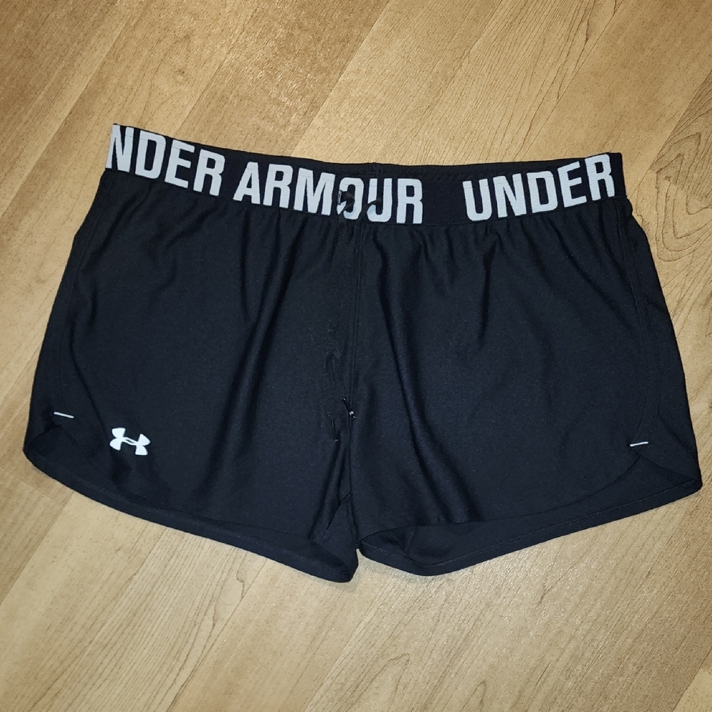 Under Armour Black Athletic Shorts Elastic Waistband Breathable
